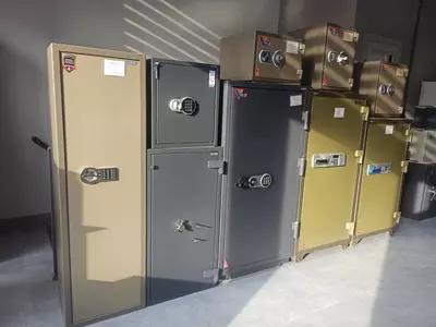 3 750 000 сум / шт. ВСТРАИВАЕМЫЙ СЕЙФ VALBERG AW 3321