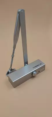 Доводчик дверной 820 от 40 до 120 кг от компании НОРА-М