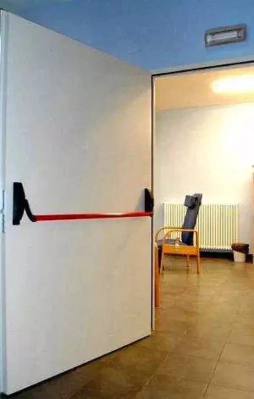 от {0} сум Ручка-штанга антипаника FUARO AP.1700B.