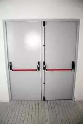 650 000 сум / шт Ручка-штанга антипаника для двустворчатых дверей FUARO AP.1700C