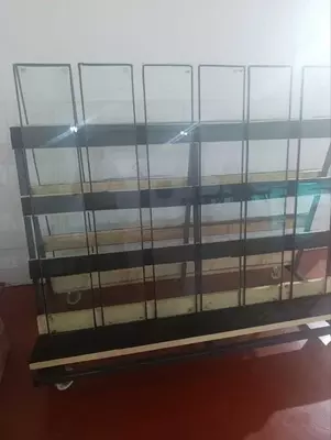   Yong‘inga qarshi ko‘p qatlamli oyna