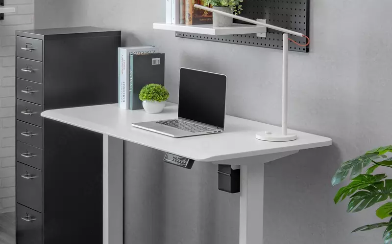 Elektr stol Cougar Royal 150 Mossa White