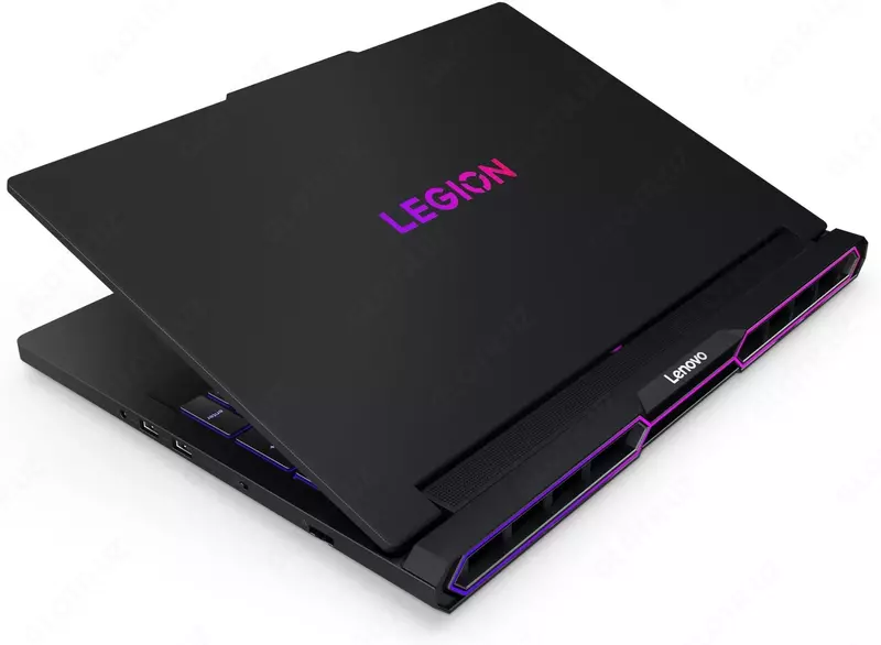 Lenovo Legion Pro 7 16IAX10H (83F50022RK)