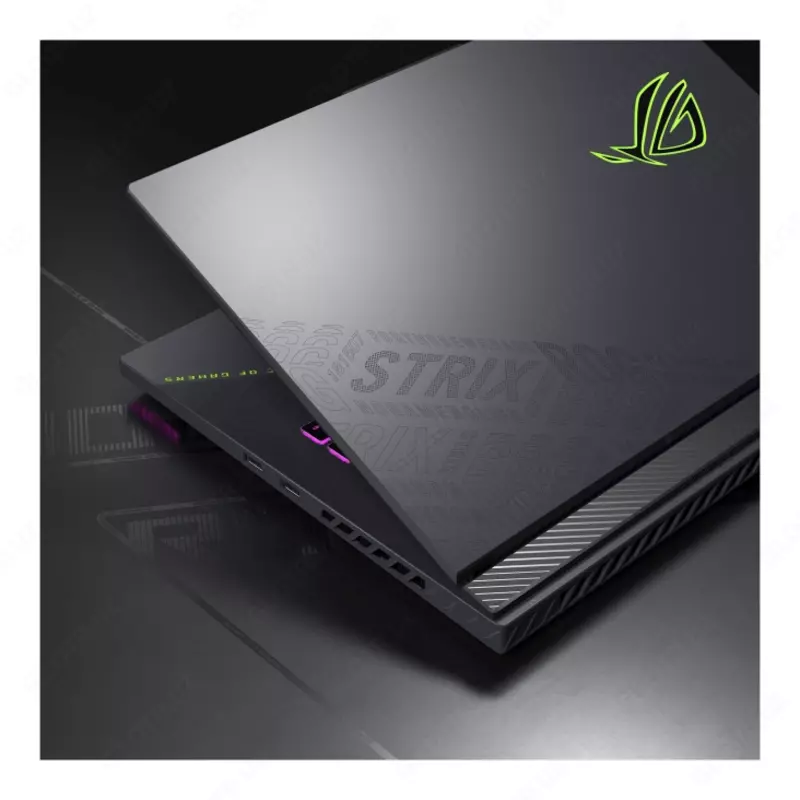 Noutbuk Asus Rog Strix R9-8940HX | 16GB | 12GB RTX 5070 | 16.0" wuxga W11