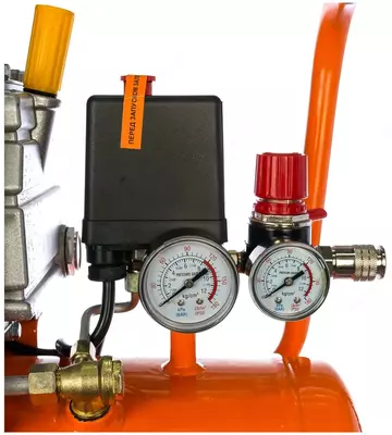 1 582 000 сум / комплект Поршневой электро-компрессор "Вихрь" КМП-230/24 (74/3/2)