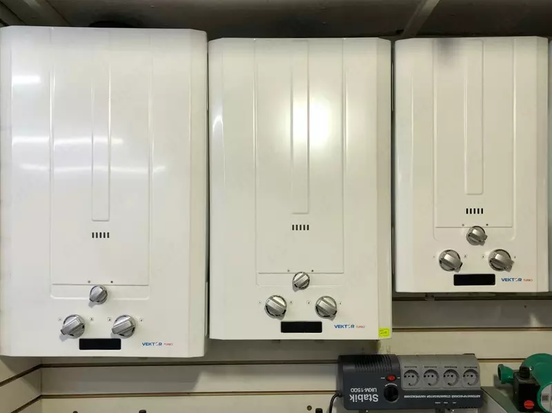 газовая колонка Вектор 10 литров СП Россия-Китай фабричная 1 год гарантия.