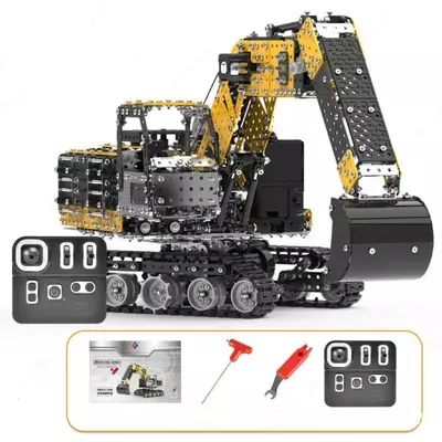 Управляемый метал. конструктор NO.RC-012 (2445pcs)