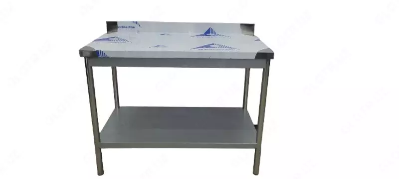 Zanglamaydigan po‘lat stol