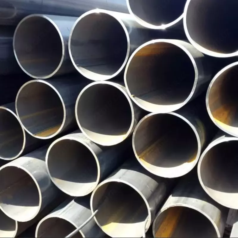 Труба стальная водогазопроводная 530 / 10 мм
