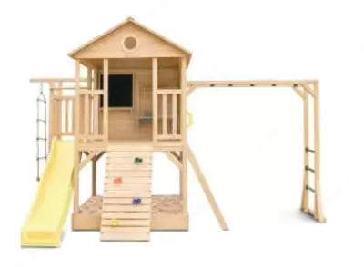 Деревянный детский игровой домик с песочницей