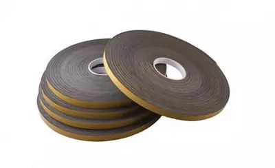 Neopren prokladkasi – o‘z-o‘zidan yopishuvchi zichlagich (5 x 13 mm) Qora.