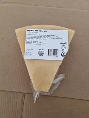 Rokiškio Grand 24 (37% жирности) - 105 000 сум / кг.