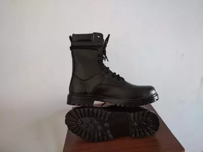 220 000 so'm / dona Botinkalar