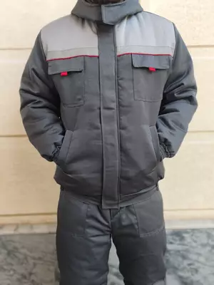 Qishki ishchi kostyumi