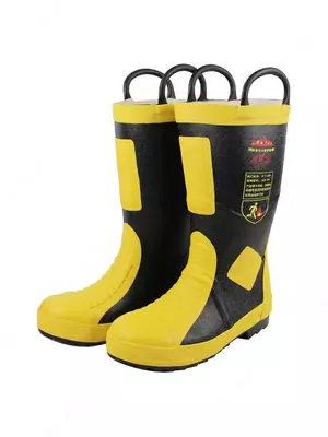 O't o'chiruvchilarning rezina etiklari