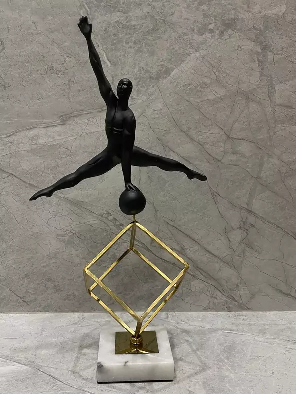 Бизнес декор Атлет - 437 000 сум