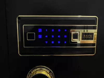 Cейф металлеческий 450×380×330