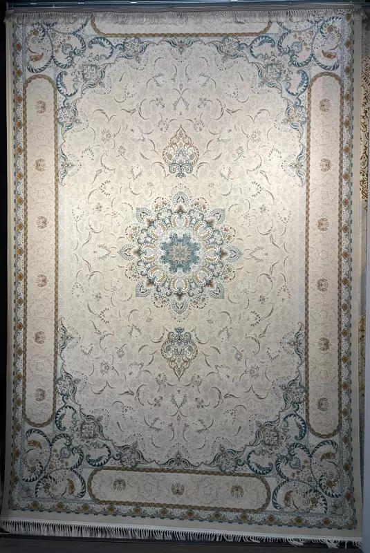 Эксклюзивный ковер. Модель № 2 (Иран)