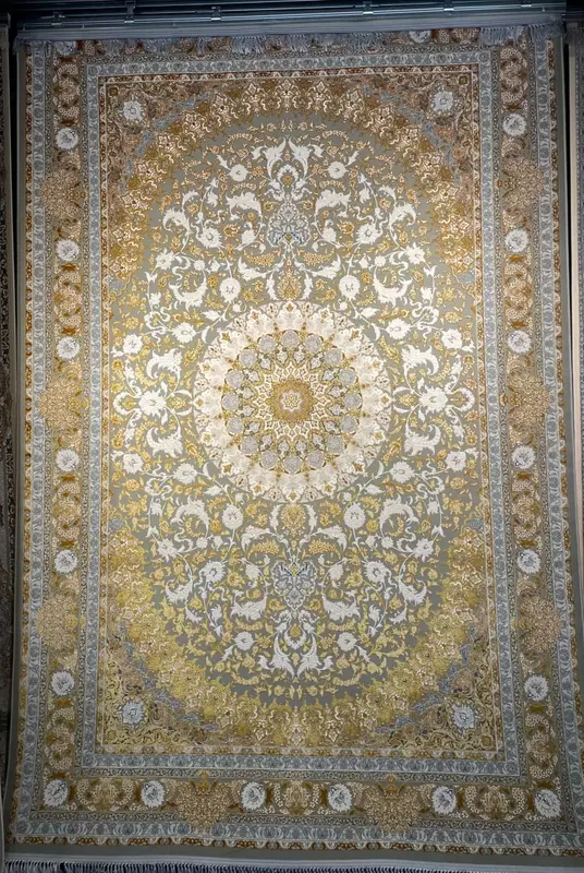 Эксклюзивный ковер. Модель № 8 (Иран)