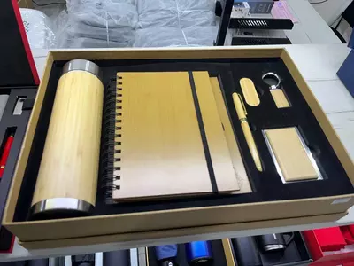 69 000 сум / шт. Бизнес наборы для сотрудников/партнеров и инвесторов