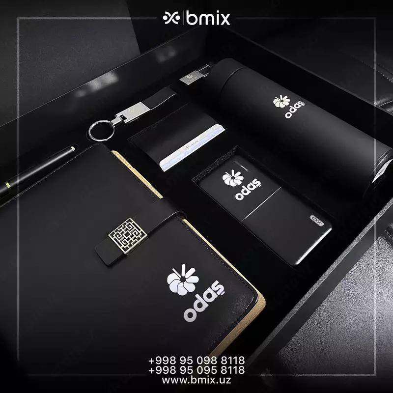 Набор для сотрудников с логотипом компании