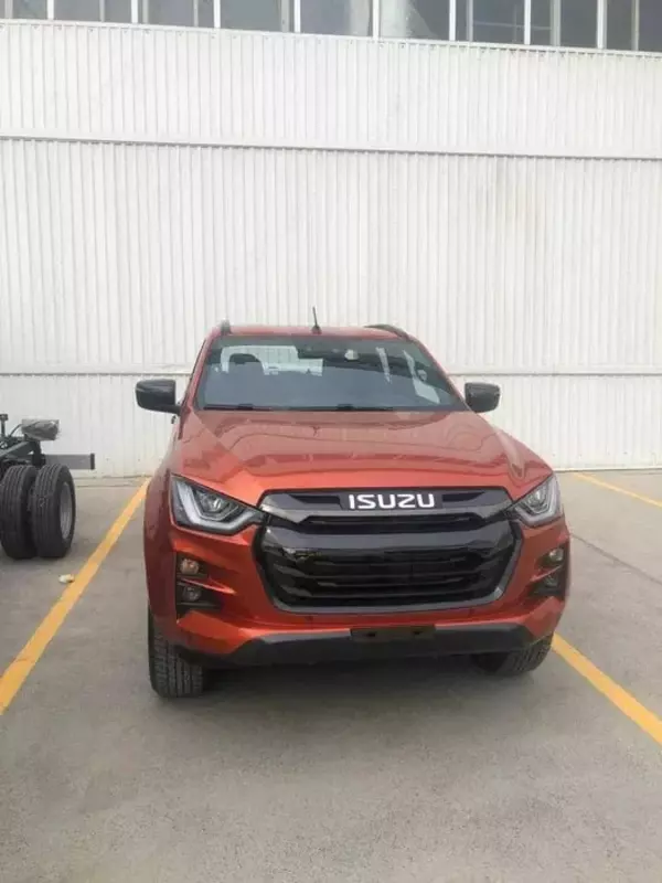 Пикап D-max Irbis Delux