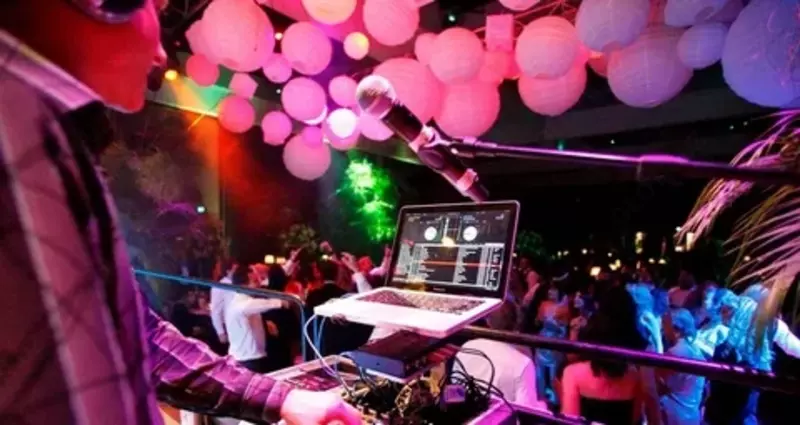 Услуги Ди-джея на открытие Мероприятие