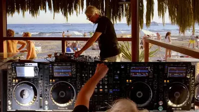 Ди-джей на дачу: Музыка для идеального отдыха