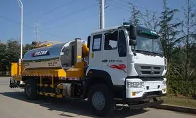 Автогудронатор "XCMG" ZZM516OGLQ (Китай)