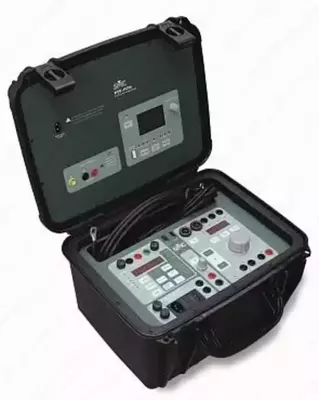PTE-100-C PRO — универсальный однофазный тестер релейных защит