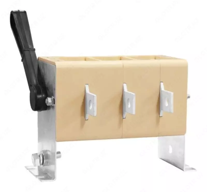 Выключатель-разъединитель ВР32-37-А-30220-00 УХЛ3 лев.