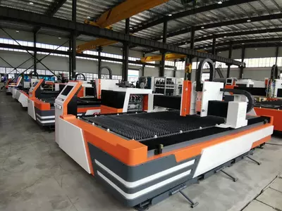   GF1530-2000W ОПТОВОЛОКОННЫЙ ЛАЗЕРНЫЙ СТАНОК