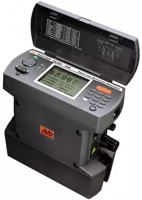 DLRO10 — цифровой микроомметр (без тестовых проводов)