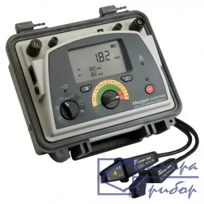 DLRO10HDX — цифровой микроомметр (с подключенными двойными измерительными щупами)