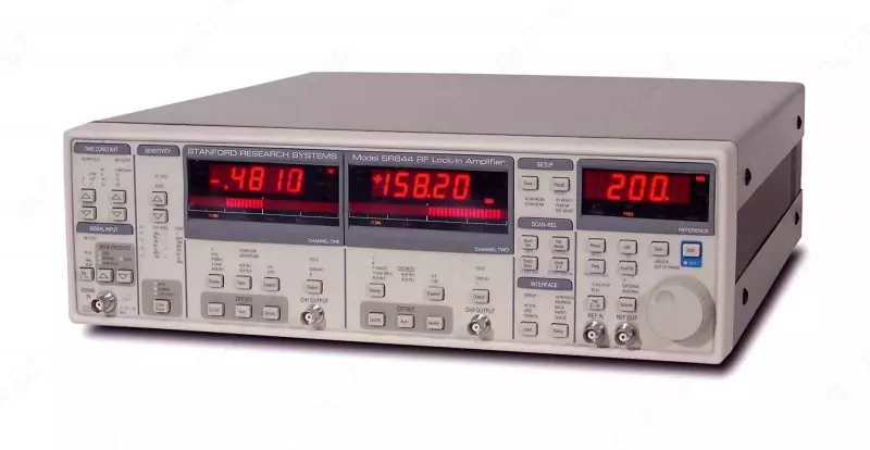  SR844 - sinxron raqamli ikki fazali kuchaytirgich - 