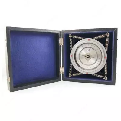   M-67 - meteorologik nazorat barometri-aneroid