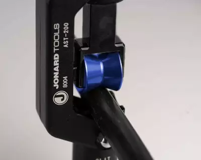  AST-200 — стриппер усиленный для разделки бронированного кабеля - 