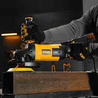  Burchak silliqlash mashinasi AG230-2400  2400 Vt  230 mm  6000 rpm Denzel Boshqa turdagi asboblar