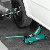  Домкрат гидравлический подкатной  2 т  127-330 мм Сибртех ООО QUATTRO PRO