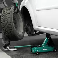  Домкрат гидравлический подкатной  2 т  135-320 мм  в пласт. кейсе Сибртех ООО QUATTRO PRO