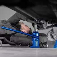  Домкрат гидравлический бутылочный телескопический  6 т  H подъема 170-420 мм Stels - ООО QUATTRO PRO