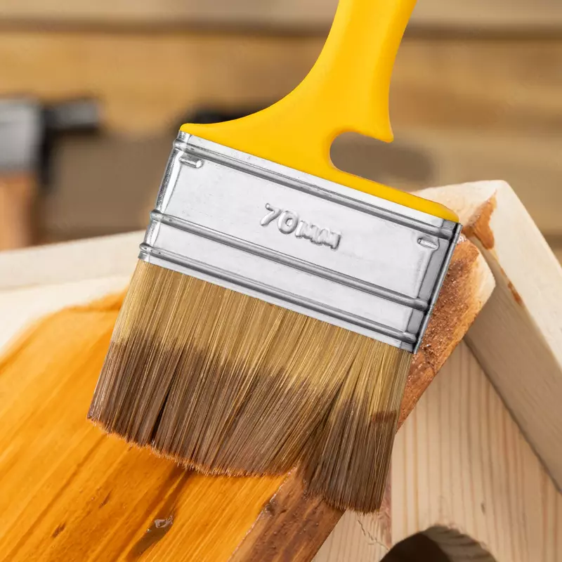  ООО QUATTRO PRO - Кисть флейцевая Лаки Color Line 70 х 12 мм Matrix