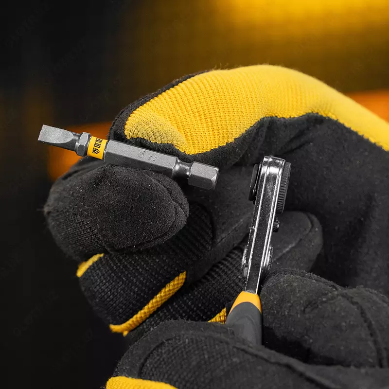  ООО QUATTRO PRO - Бита SL5 0х50  сталь S2  шестигранный профиль  2 шт. Е 6 3 Denzel