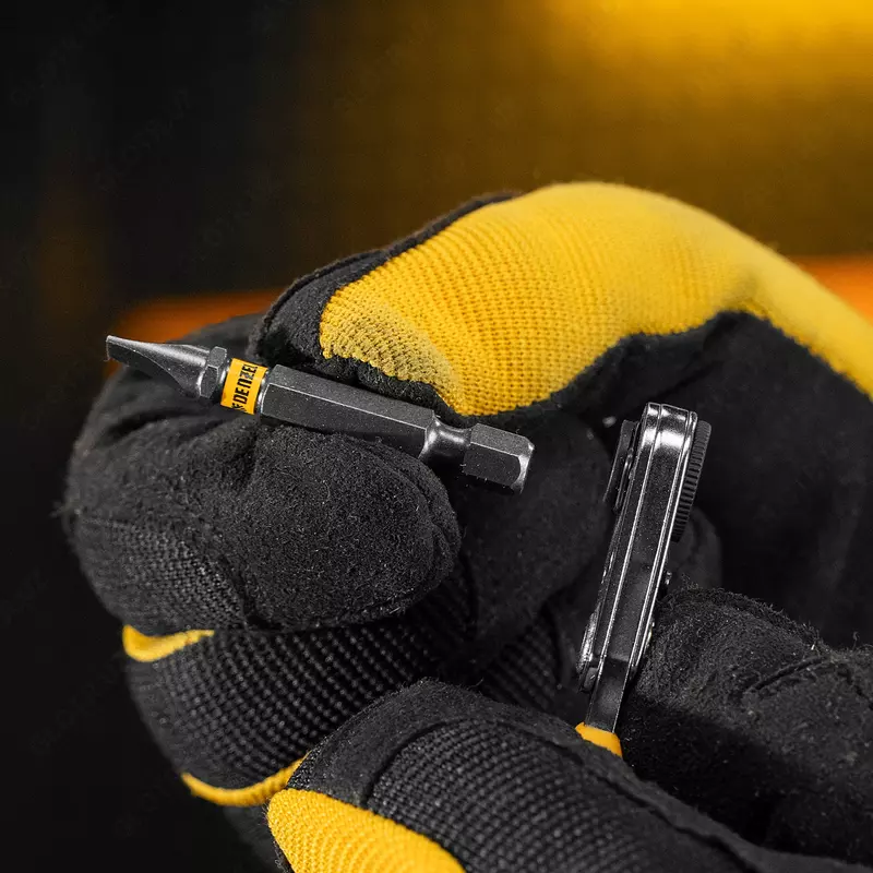  ООО QUATTRO PRO - Бита SL6 0х50  сталь S2  шестигранный профиль  10 шт. Е 6 3 Denzel