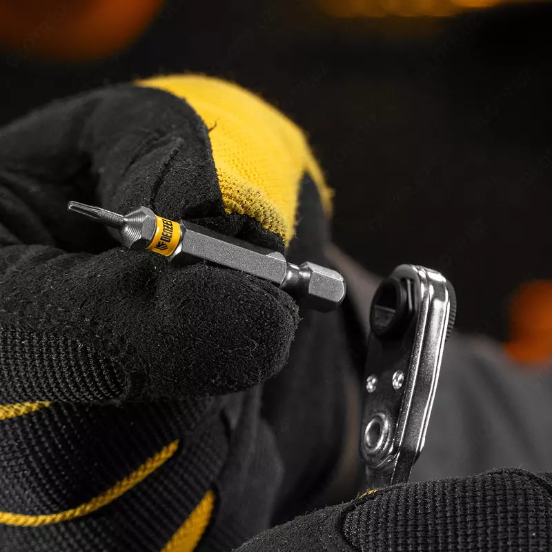  ООО QUATTRO PRO - Бита TX 6х50  сталь S2  шестигранный профиль  10 шт. Е 6 3 Denzel