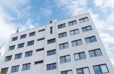 PVX Windows 76mm tizimi: Kömmerling 76 ikki muhr Regel-air 76. Ulgurji va chakana