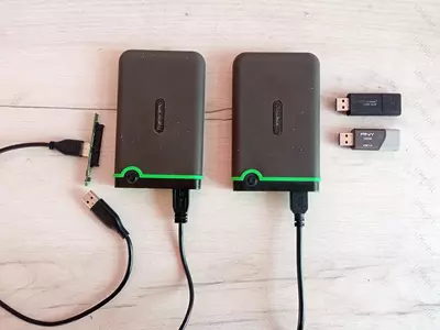 кроме розетки!