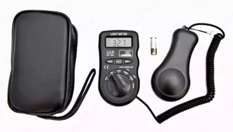 DT-1301 Люксметр