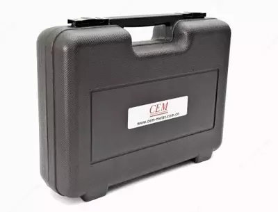 LA-1012 Детектор скрытой проводки и коммуникаций