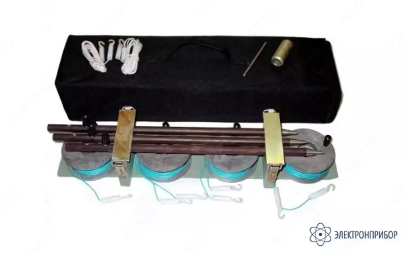 П4126-М2 — комплект принадлежностей к прибору Ф4103-М1